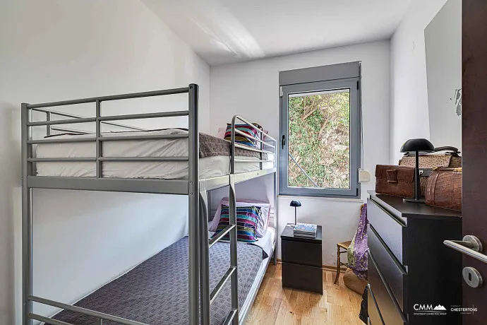 Blizikuće'de Lüks Yatırım Villası – 3 Daire, Havuz ve 120 m² Çatı Terası