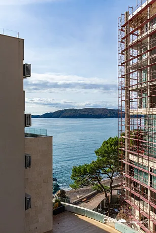 Bečići’de Tek Yatak Odalı Daire – Tamamen Eşyalı!