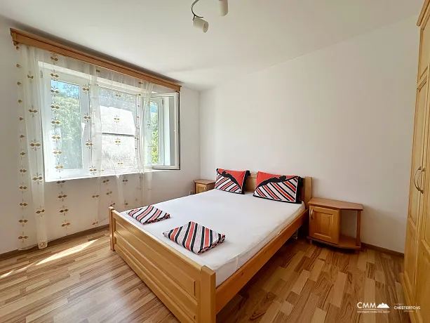 Dobra Voda'da 308 m2'lik üç katlı ev