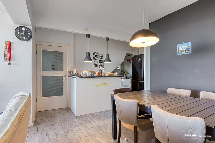 Petrovac'ta Akdeniz Manzaralı Dubleks Daire, 104 m²