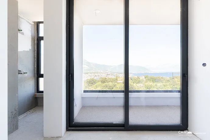 Herceg Novi – Panoramik Körfez Manzaralı Lüks Dubleks