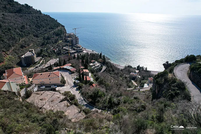 Rezevici'de apart otel projesi olan 1580 m2 arsa