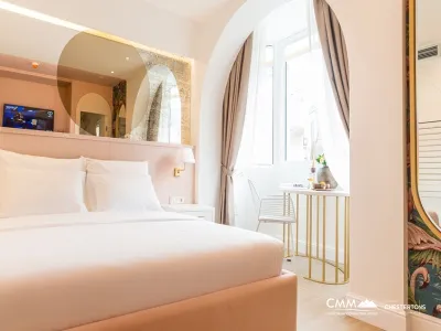 Budva'da denize 425 metre mesafede mini otel