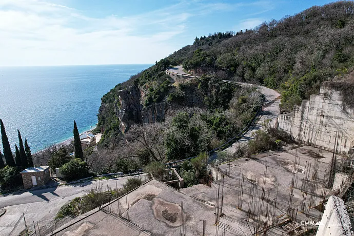 Rezevici'de apart otel projesi olan 1580 m2 arsa