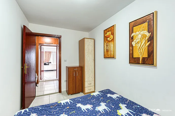 Deniz Manzaralı 61m² İki Yatak Odalı Daire – Seoce, Budva