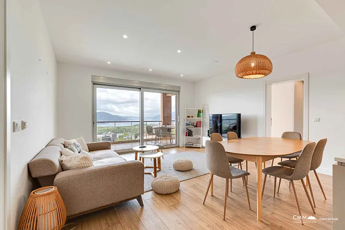 DENİZ MANZARALI, LÜKS 3 YATAK ODALI SATILIK DAİRE