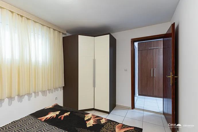 Deniz Manzaralı 61m² İki Yatak Odalı Daire – Seoce, Budva