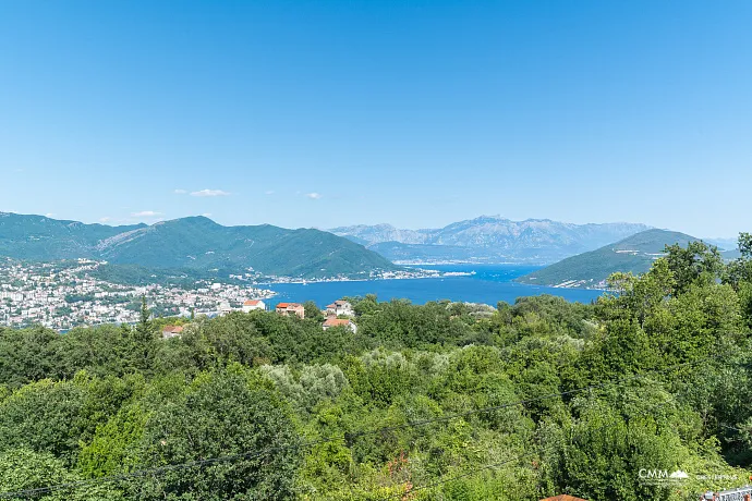 Herceg Novi – Panoramik Körfez Manzaralı Lüks Dubleks