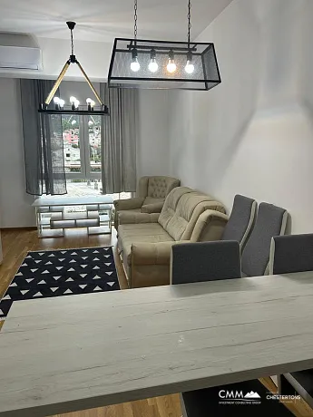 Karadağ’ın Bar şehrinin tam merkezinde bulunan 47 m²’lik konforlu bir daire