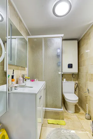 Petrovac'ta Akdeniz Manzaralı Dubleks Daire, 104 m²