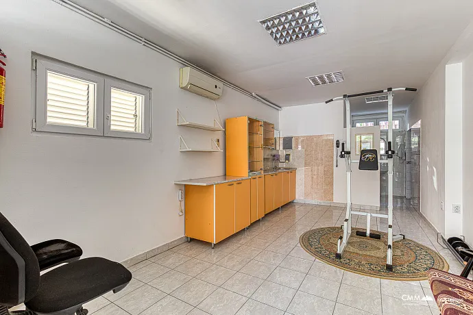 Bar'da Satılık Şirin Ev