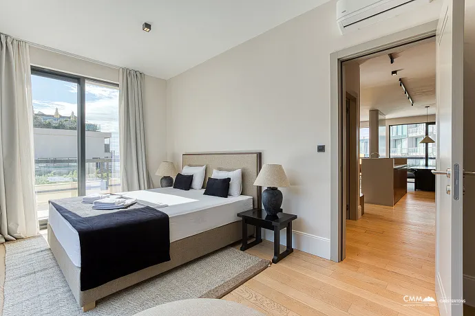 Becici'de ayrıcalıklı bir konumda lüks daireler