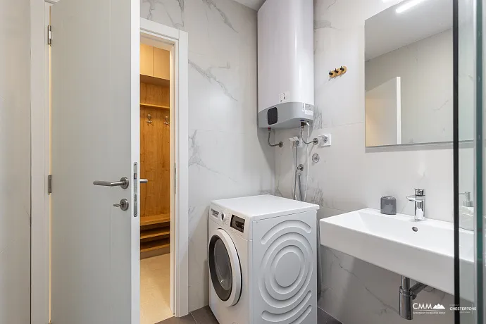 Bečići’de Lüks İki Odalı Daire – Sveti Stefan Manzaralı