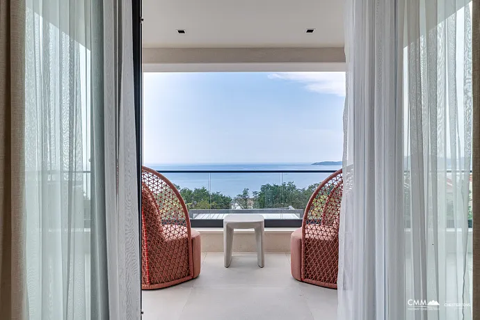 Sveti Stefan’a yakın, Blizikuće’de lüks villa