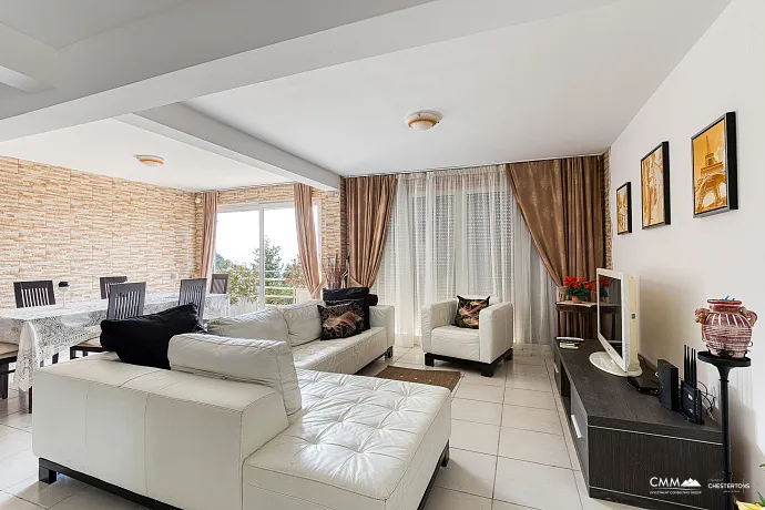 Deniz Manzaralı 61m² İki Yatak Odalı Daire – Seoce, Budva