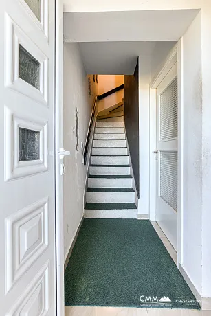 Petrovac'ta Akdeniz Manzaralı Dubleks Daire, 104 m²