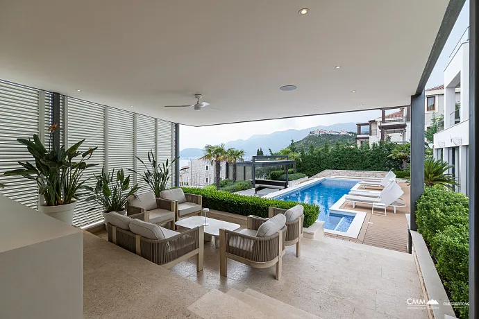 Sveti Stefan’a yakın, Blizikuće’de lüks villa