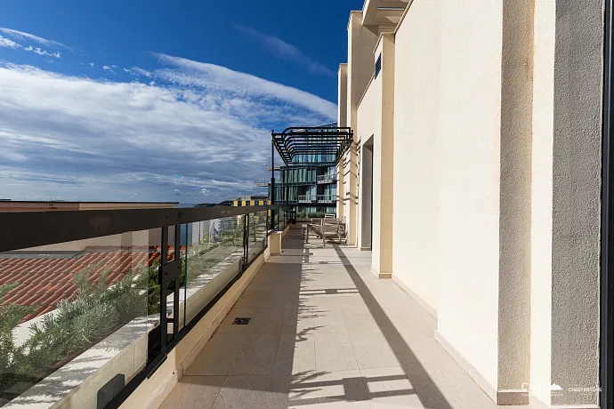 Becici'de ayrıcalıklı bir konumda lüks daireler