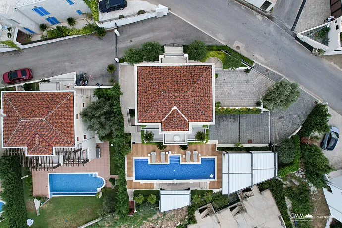 Sveti Stefan’a yakın, Blizikuće’de lüks villa