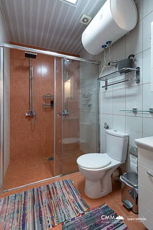 Becici'de deniz manzaralı villa
