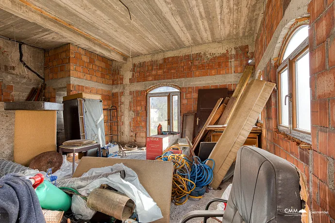 Podgorica merkezinde, 652 m² arazi üzerinde tamamlanmakta olan ofis ve ticaret merkezi.