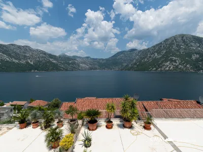 Kostanjica’da Panoramik Deniz Manzaralı 107 m² 3 Odalı Daire