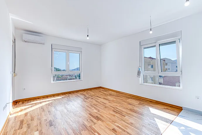 Satılık – Budva’da Modern 1+1 Daire