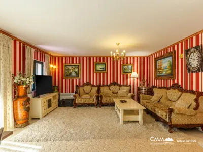 Üç katlı, üç yatak odalı ev, 176 m², Lastva
