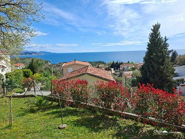 Bar'da bulunan bu güzel ev,