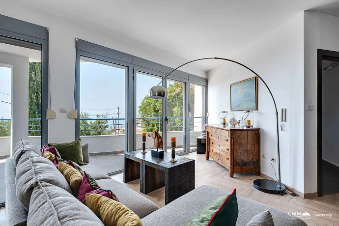 Blizikuće'de Lüks Yatırım Villası – 3 Daire, Havuz ve 120 m² Çatı Terası