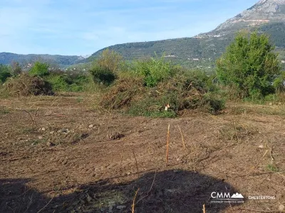 Kotor bölgesinde kentsel arsa