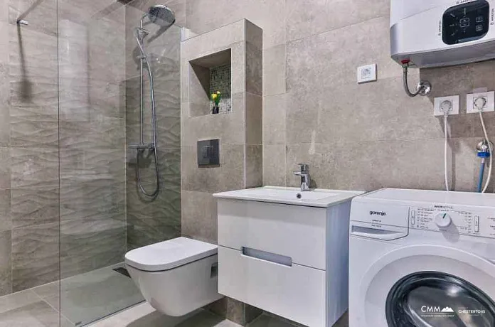 Three-bedroom apartment in Becici, 86m²