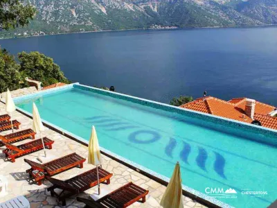 Üç yatak odalı, deniz manzaralı, yüzme havuzlu daire