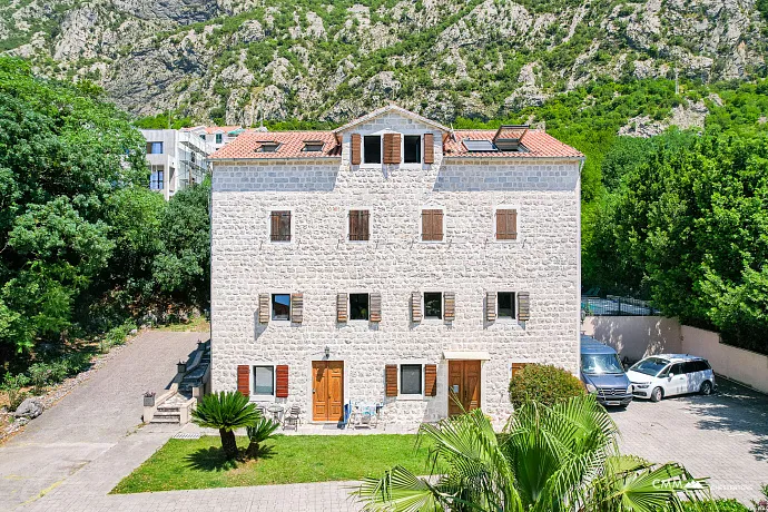 Eşsiz Deniz Manzaralı Lüks Penthouse – Dobrota, Karadağ