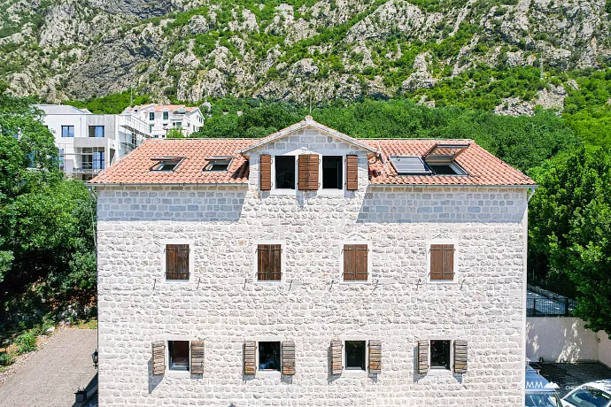 Eşsiz Deniz Manzaralı Lüks Penthouse – Dobrota, Karadağ