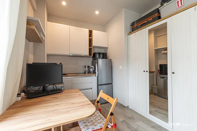 Tivat’ın Merkezinde Satılık Stüdyo