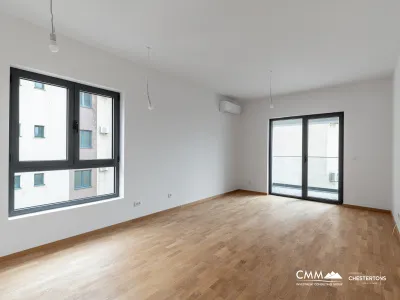 Bečići’de Deniz Manzaralı 64 m² Geniş Daire
