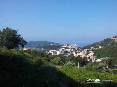Becici'de arsa