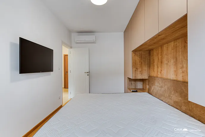 Bečići’de Lüks İki Odalı Daire – Sveti Stefan Manzaralı