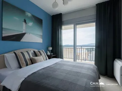 Tivat'ta yeni eşyalı daire.