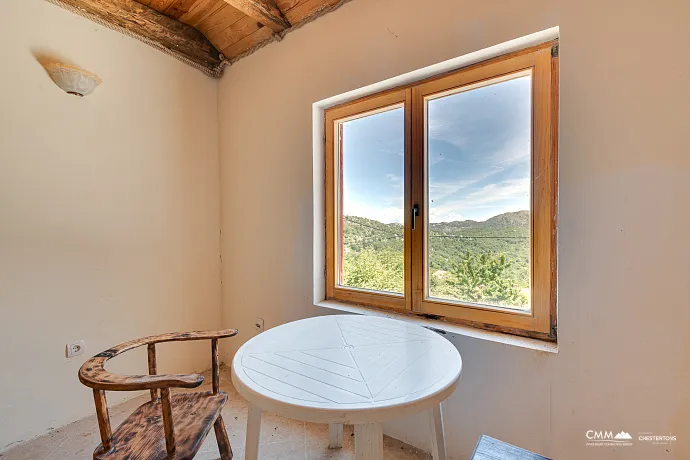 Cetinje, Ugni'de rahat ev 78m2