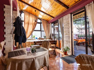 Budva'nın merkezindeki restoran
