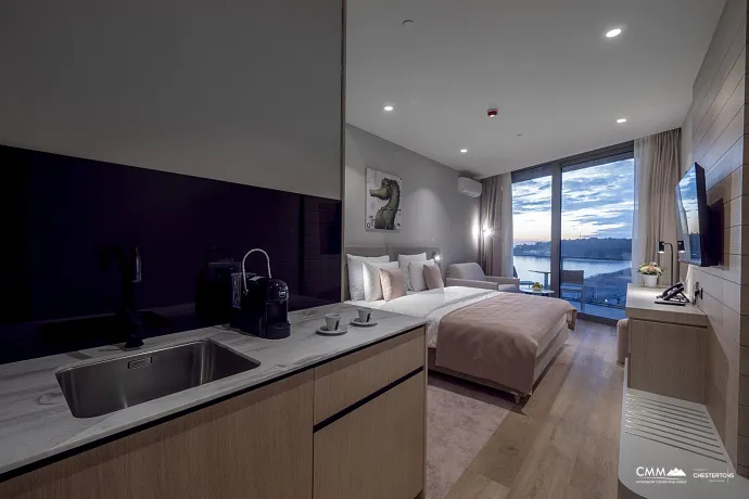 Becici, Budva'da Deniz Kenarında Lüks Daireler