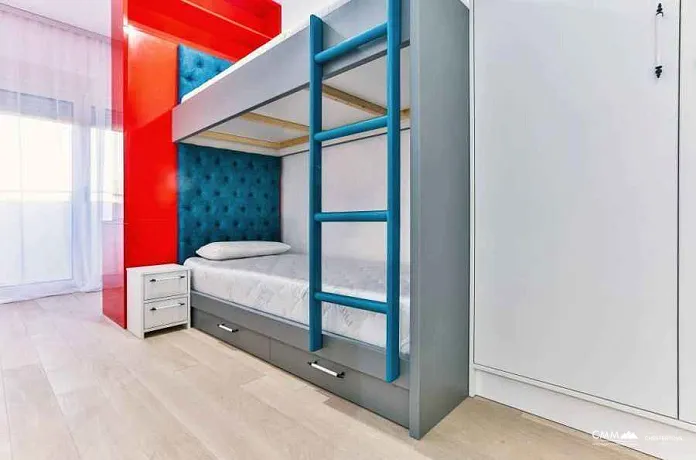 Three-bedroom apartment in Becici, 86m²