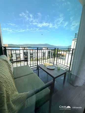 Tivat'ta üç odalı daire