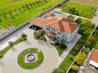 Sonsuz İmkanlarla Lüks Villa