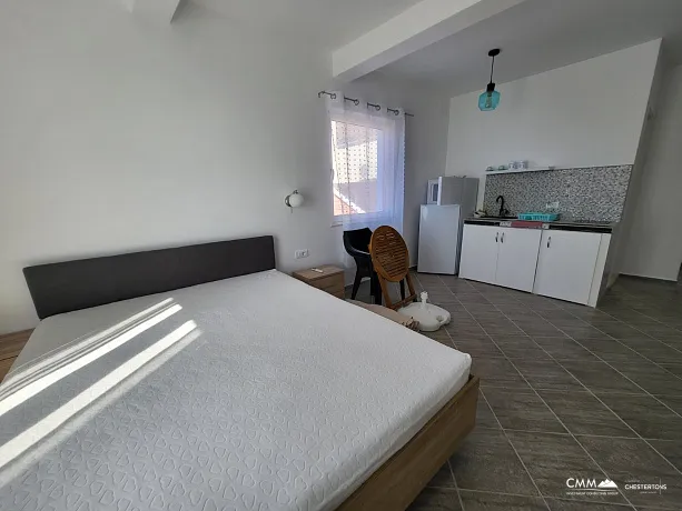 Utjeha'da panoramik deniz manzaralı geniş ev