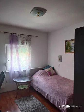 Sutomore'de Deniz ve Dağ Manzaralı Ev — 110 m², 150 m² Arsa