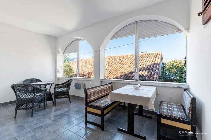 3 odalı daire, 90 m², terastan kısmi deniz manzaralı