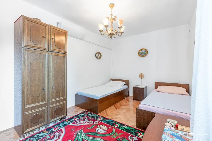3 odalı daire, 90 m², terastan kısmi deniz manzaralı